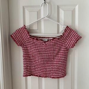 Urban Outfitters Gingham Top!